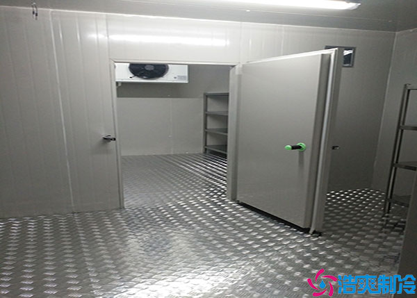 20吨白菜冷库空间.jpg